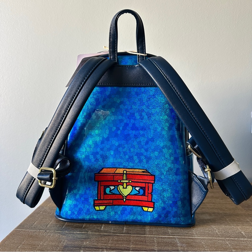 Loungefly Disney Princess Stained Glass Snow White Mini-Backpack  NWT - Picture 3 of 7